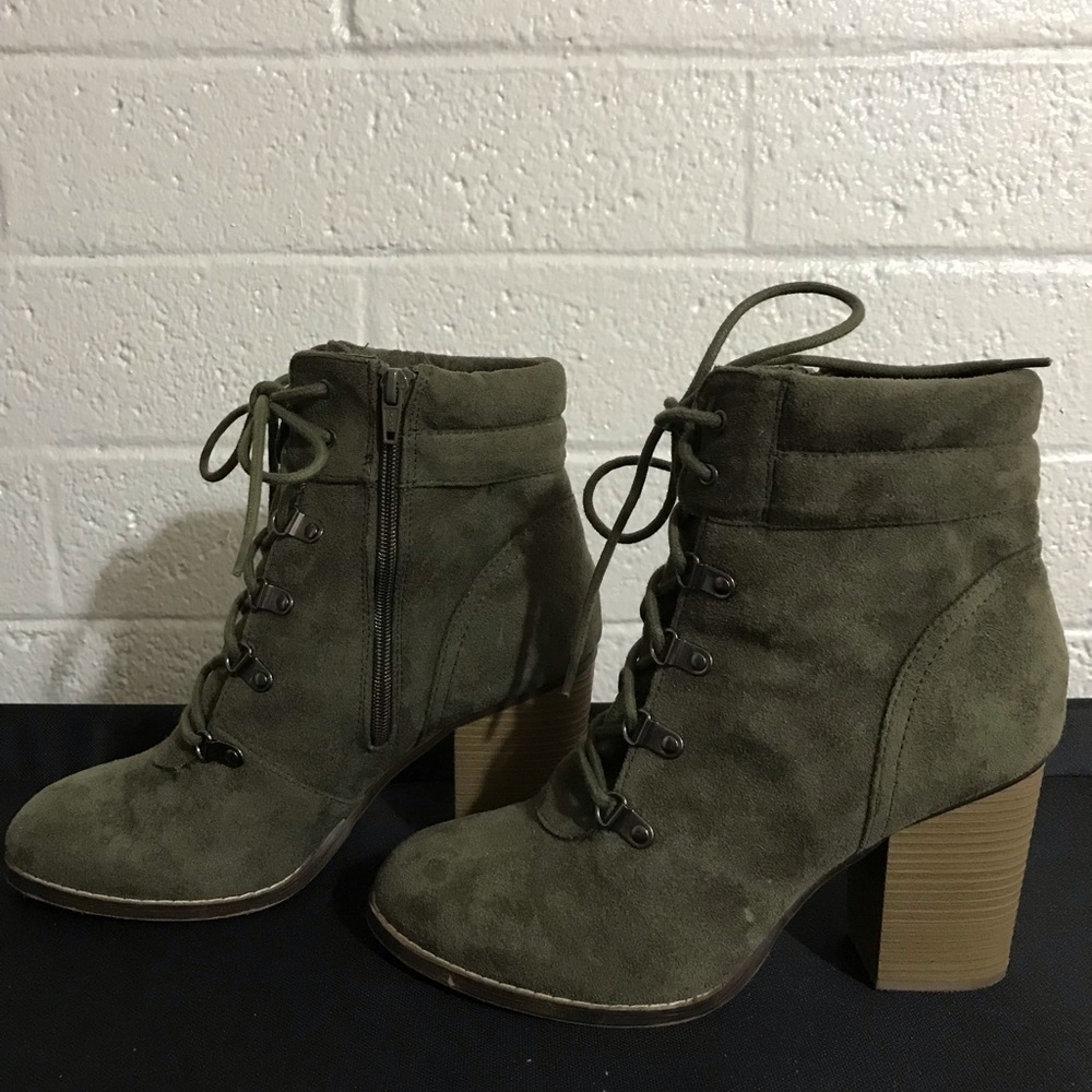 Candie’s womens boots 🥾